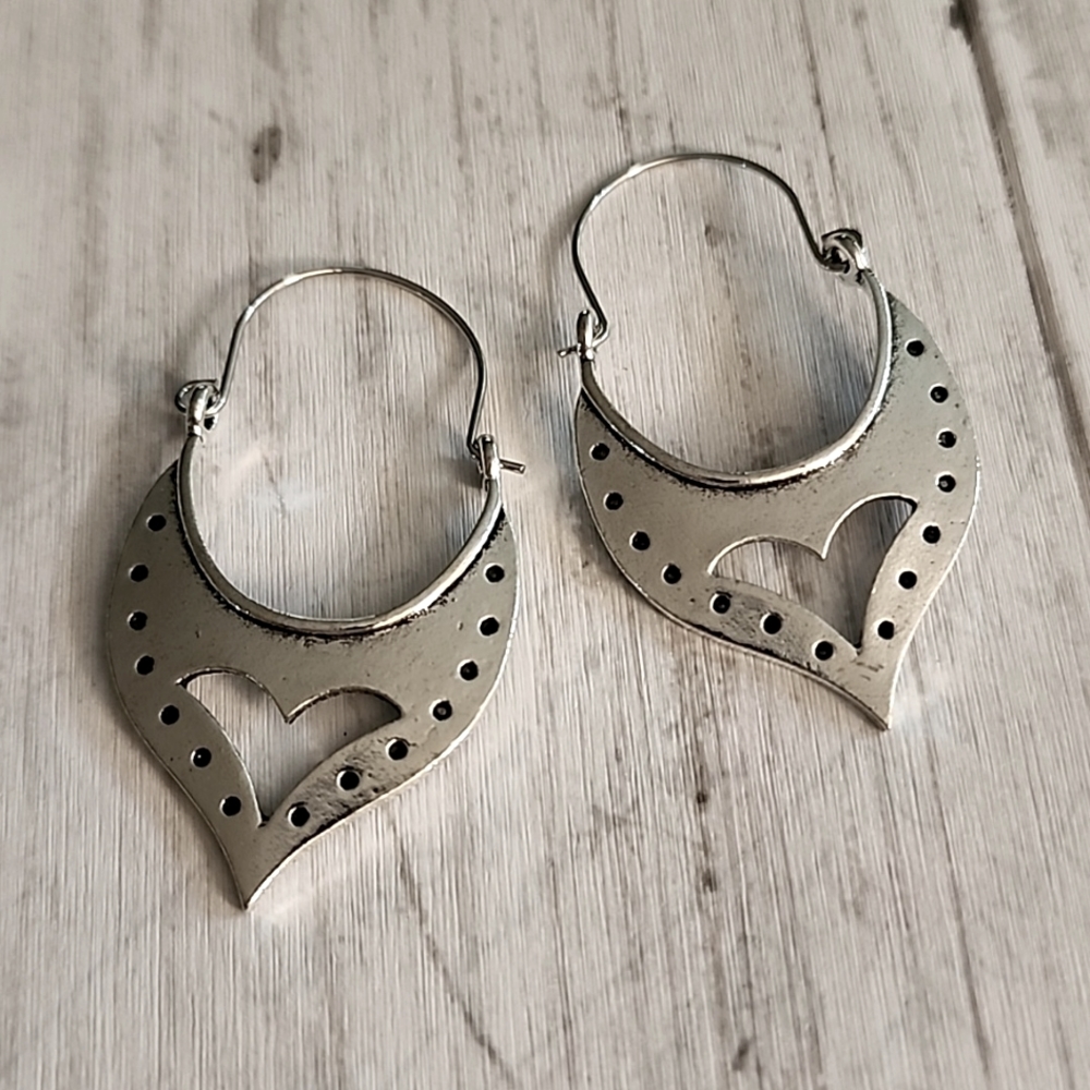 BOHO CUTOUT SOUTHWEST  HOOPS